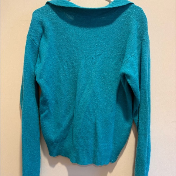 Collared Sweater - Picture 2 of 3